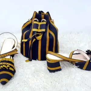 Àlàkẹ́ draw string bag